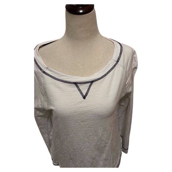 T by Talbots Womens Sz Medium UPF 50+ White And Blue Pullover T-shirt Nautical - Picture 5 of 11